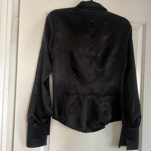 Ivoire de Laurence satin blouse - Picture 8 of 10